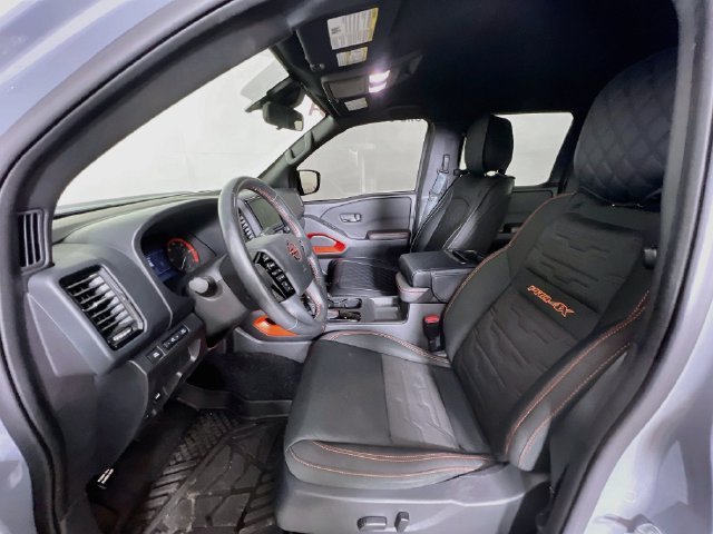 2024 Nissan Frontier PRO-4X - Photo 9