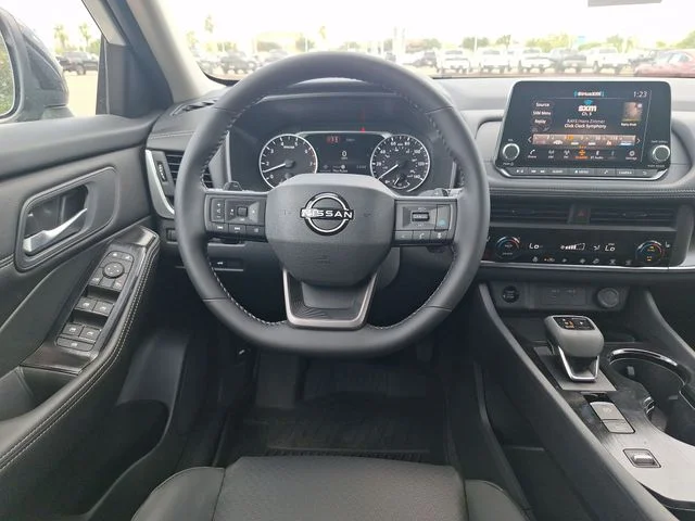 Certified Used 2026 White Nissan Dark Armor image 14