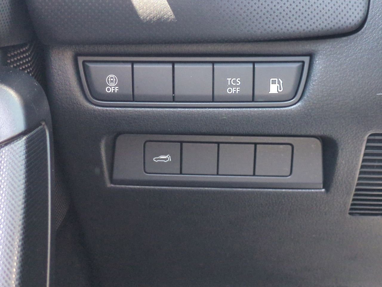 Used 2025 Red Mazda Preferred Package image 18