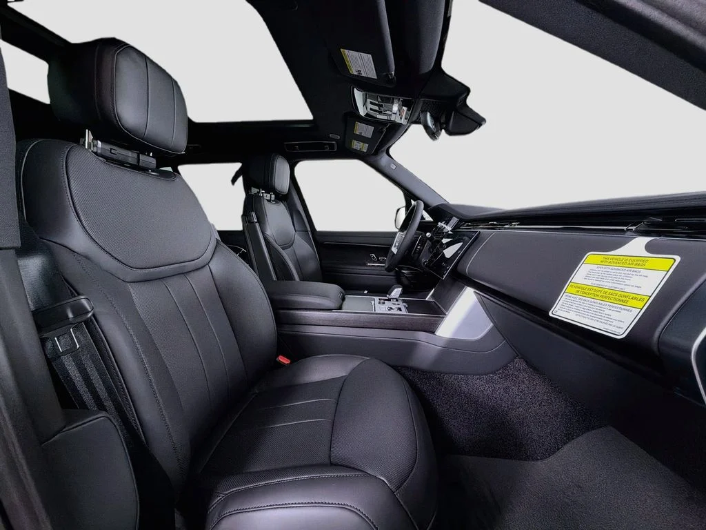 New 2027 Santorini Black Land Rover SE image 30
