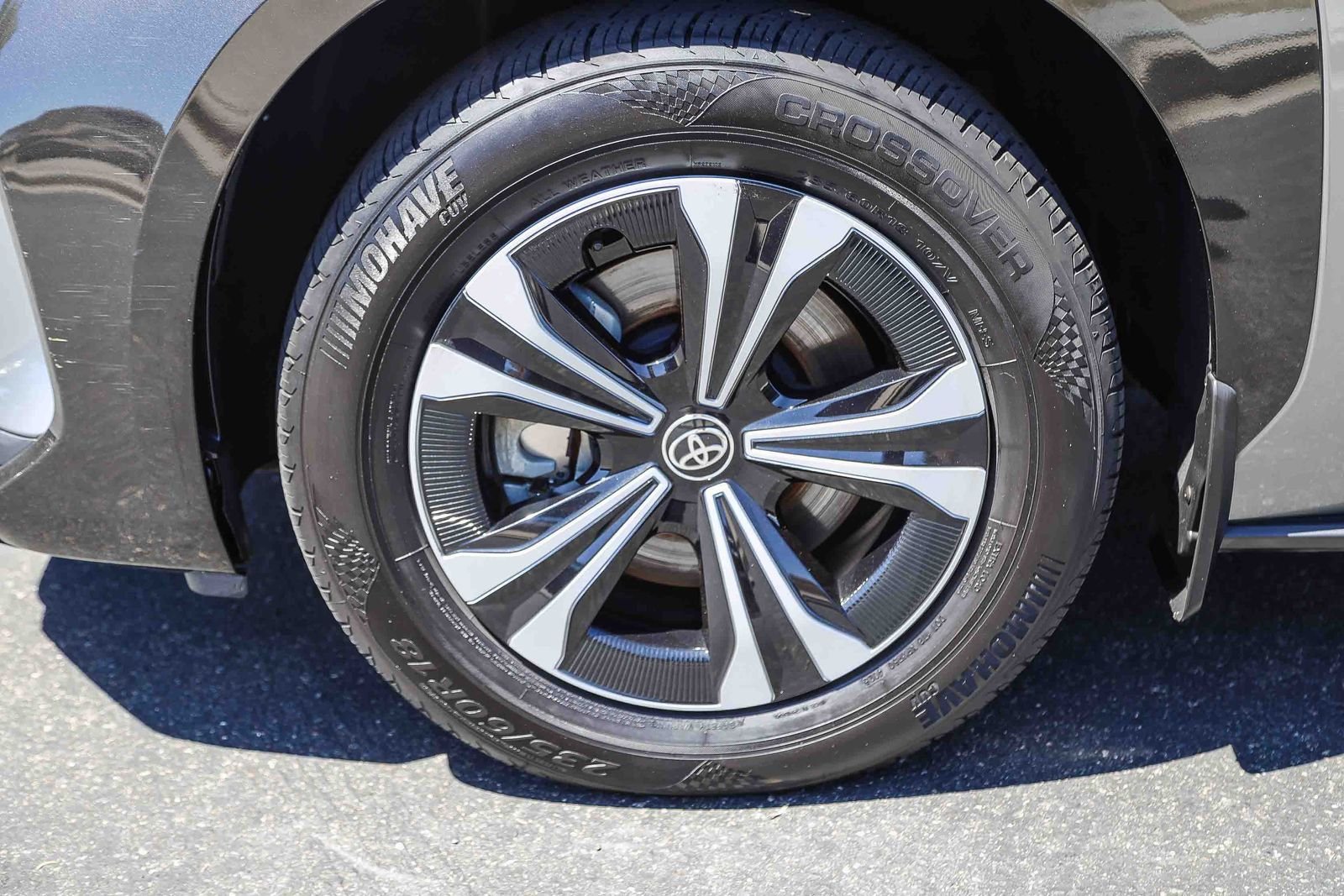Used 2023 Heavy Metal Toyota XLE image 10
