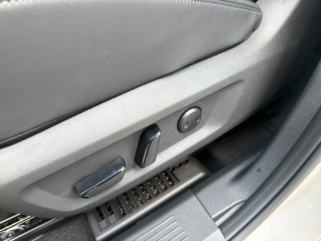 New 2026 Nissan Rogue Platinum 4D Sport Utility