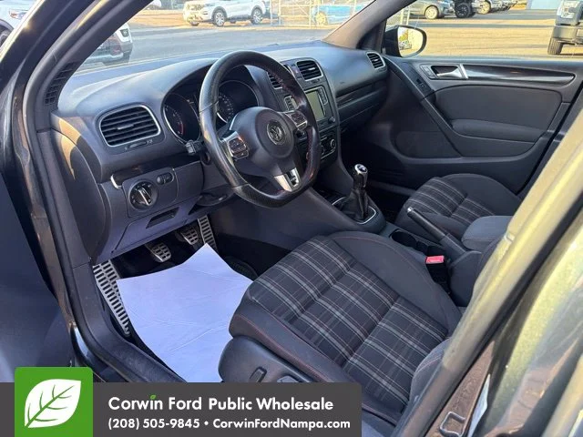 Used 2014 Gray Volkswagen Driver