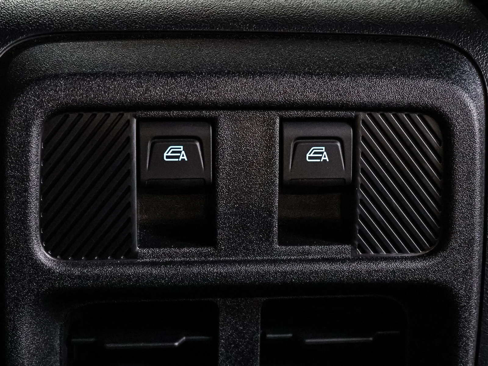 Used 2026 Carbonized Gray Metallic Ford Badlands® image 28