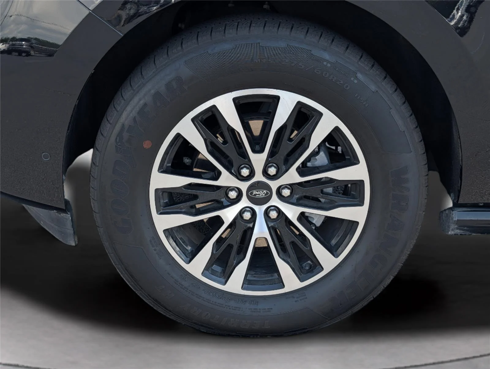 Used 2025 Agate Black Ford Platinum image 36