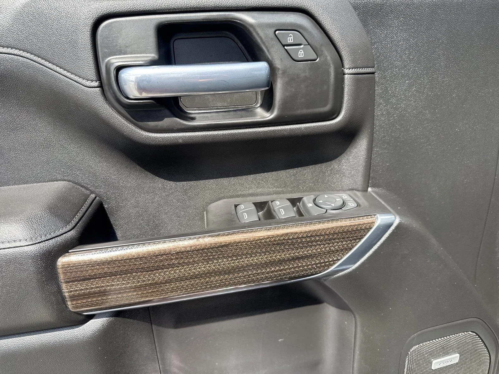 Used 2021 SHADOW GRAY METALLIC Chevrolet RST image 17