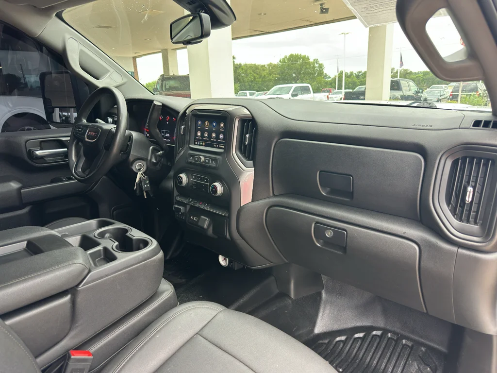 Used 2023 Summit White GMC Pro image 28