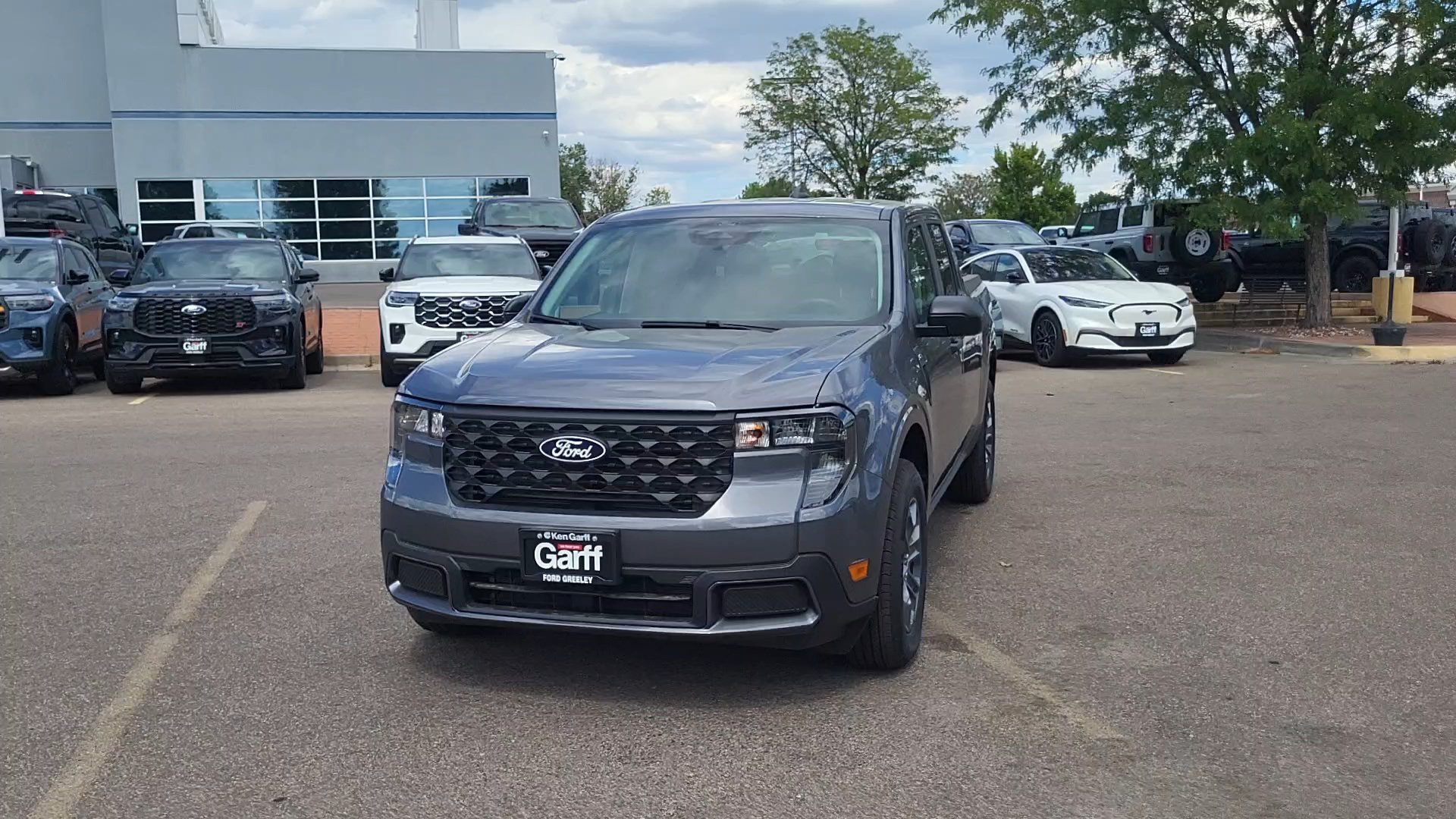 New 2026 Carbonized Gray Metallic Ford XLT image 7