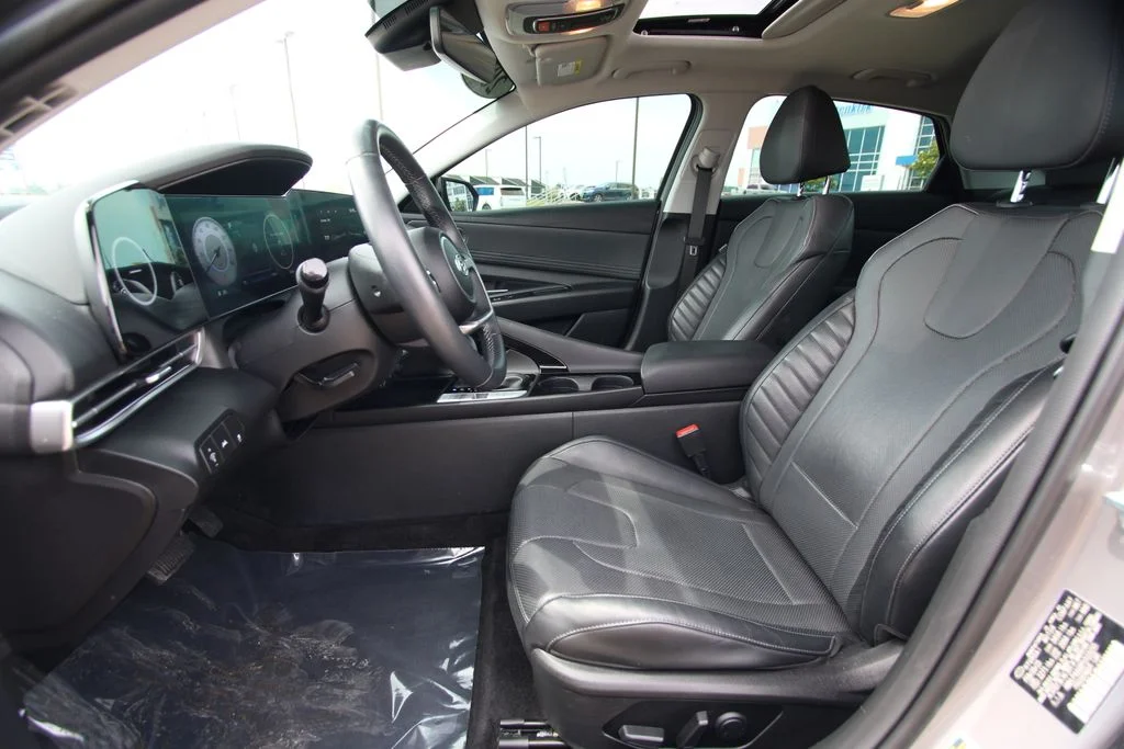 Used 2023 Silver Hyundai Limited image 6