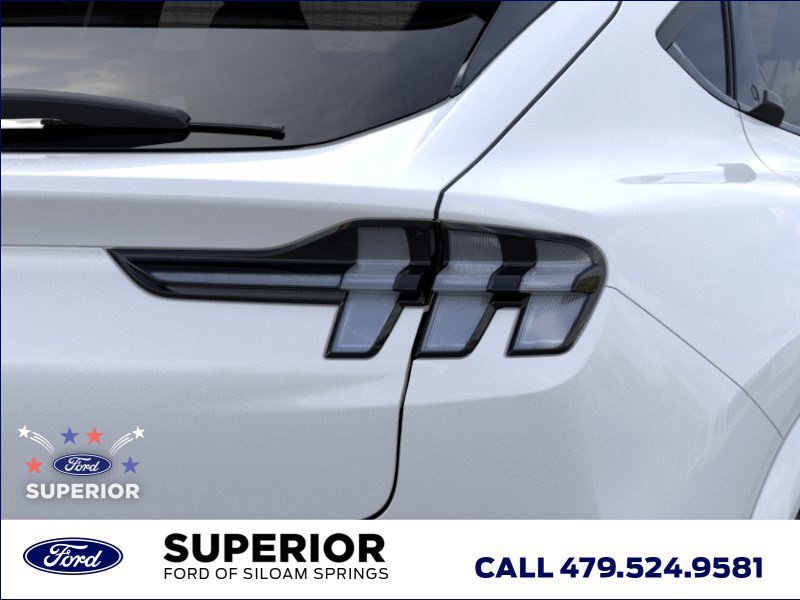 New 2026 Star White Metallic Tri-coat Ford Premium image 21