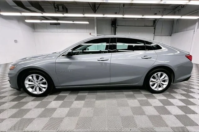 Used 2023 Sterling Gray Metallic Chevrolet LT image 14