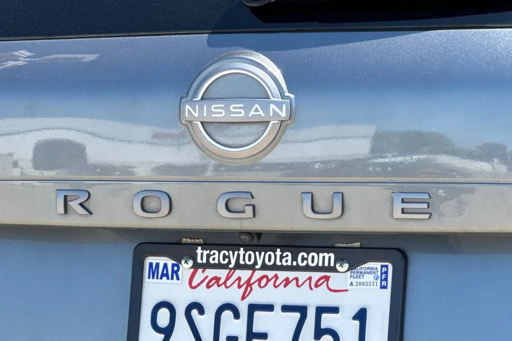 2025 Nissan Rogue SV - Photo 31