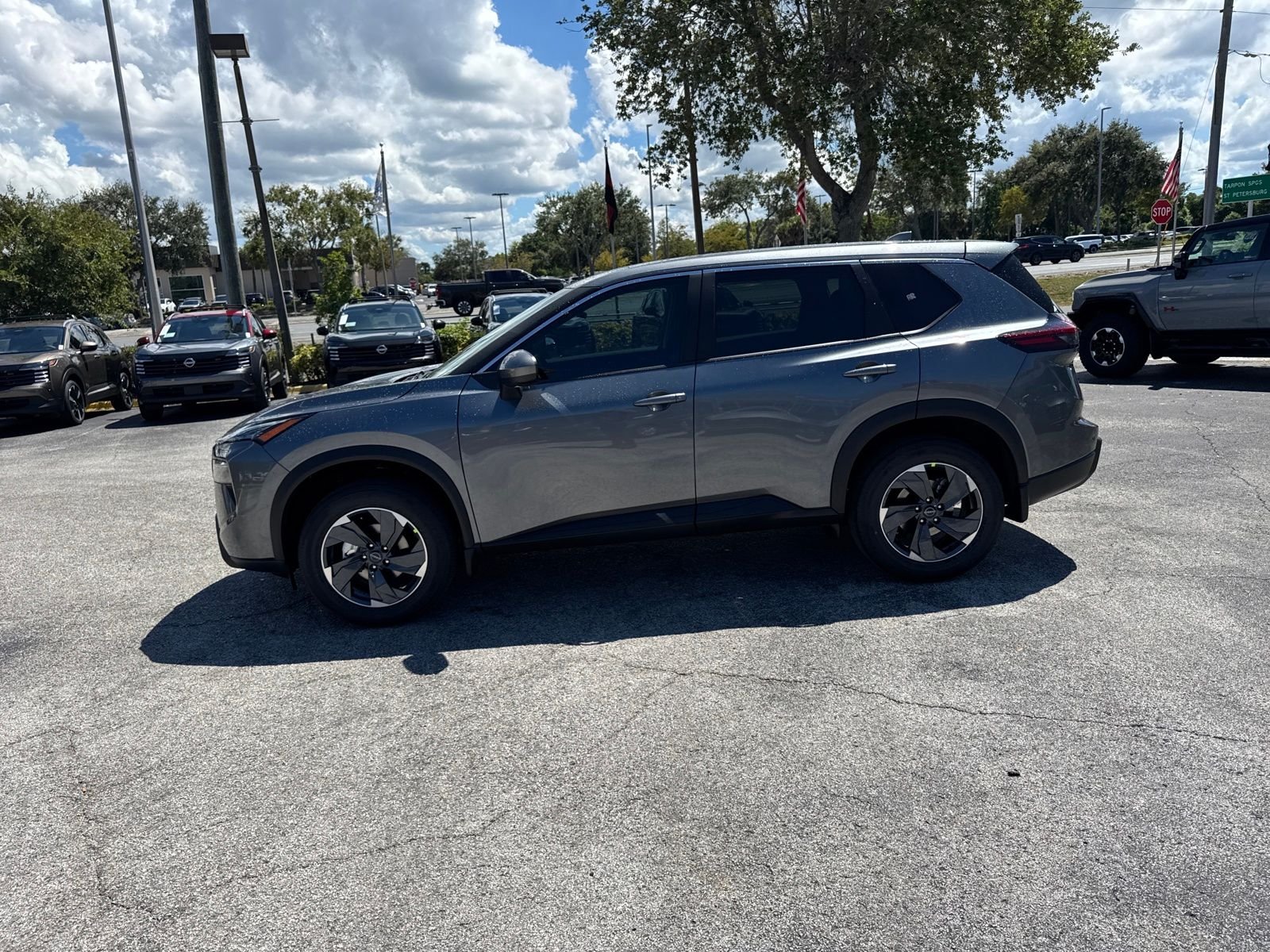 New 2026 Nissan Rogue SV 4D Sport Utility
