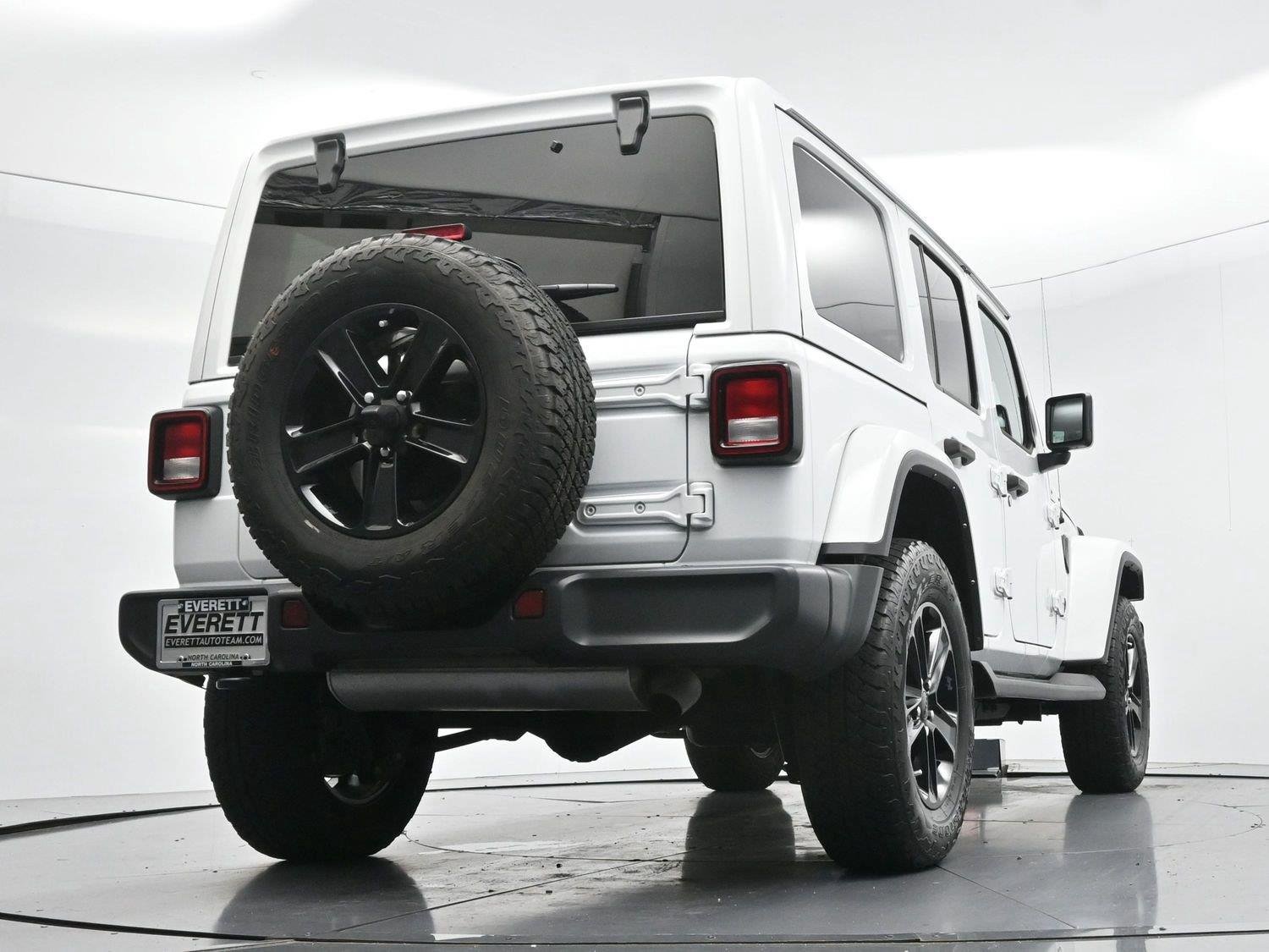 Used 2023 Bright White Clearcoat Jeep Sahara Altitude image 52