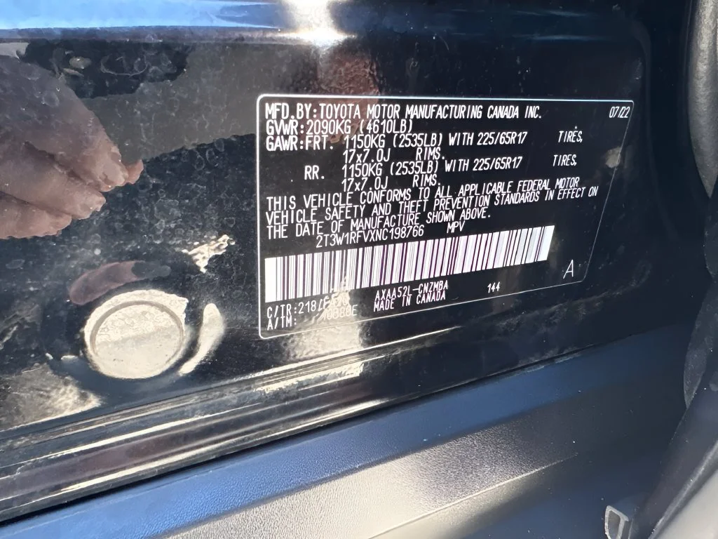 Used 2022 Black Toyota XLE image 31