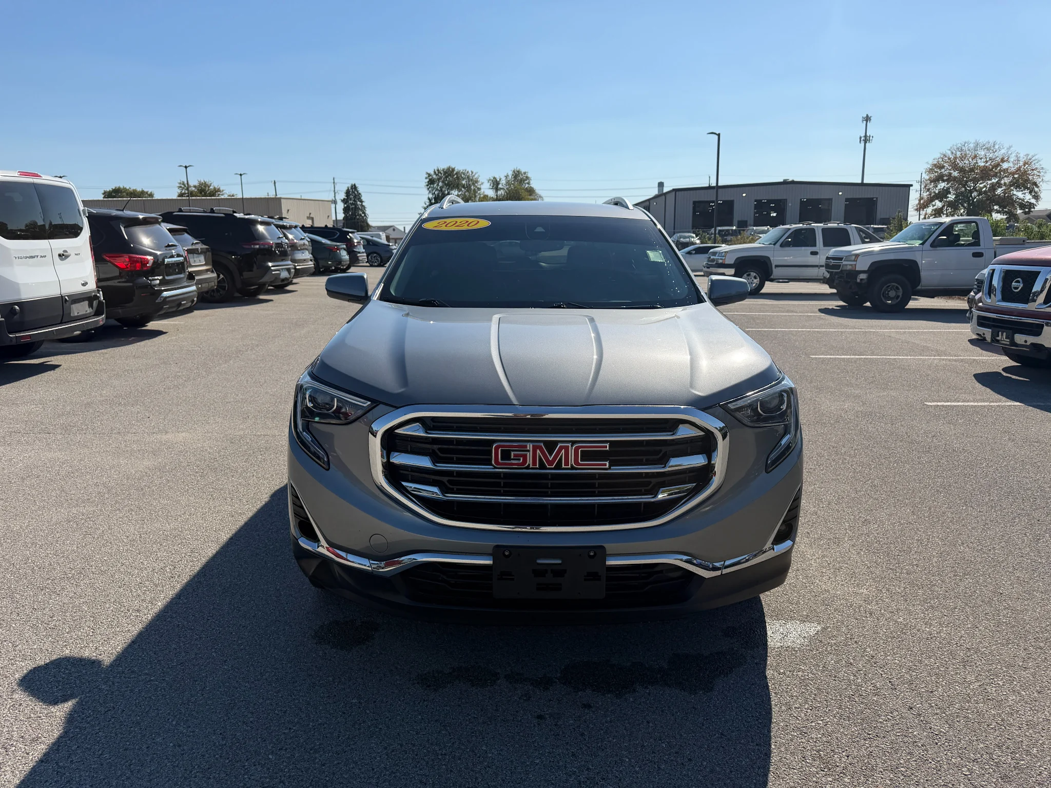 Used 2020 Satin Steel Metallic GMC SLT image 9