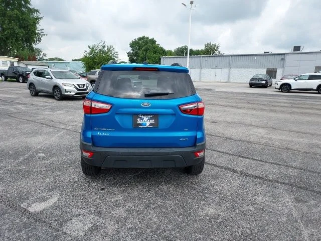Used 2019 Blue Ford SE image 6
