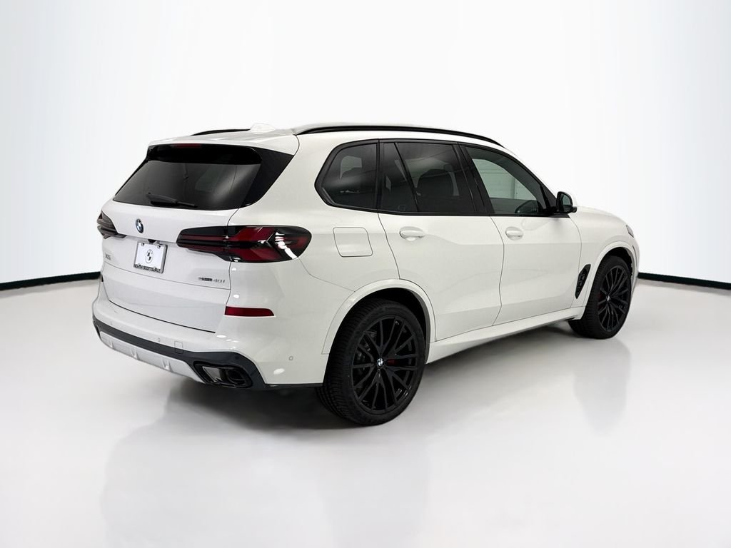 New 2026 Alpine White BMW sDrive40i image 5