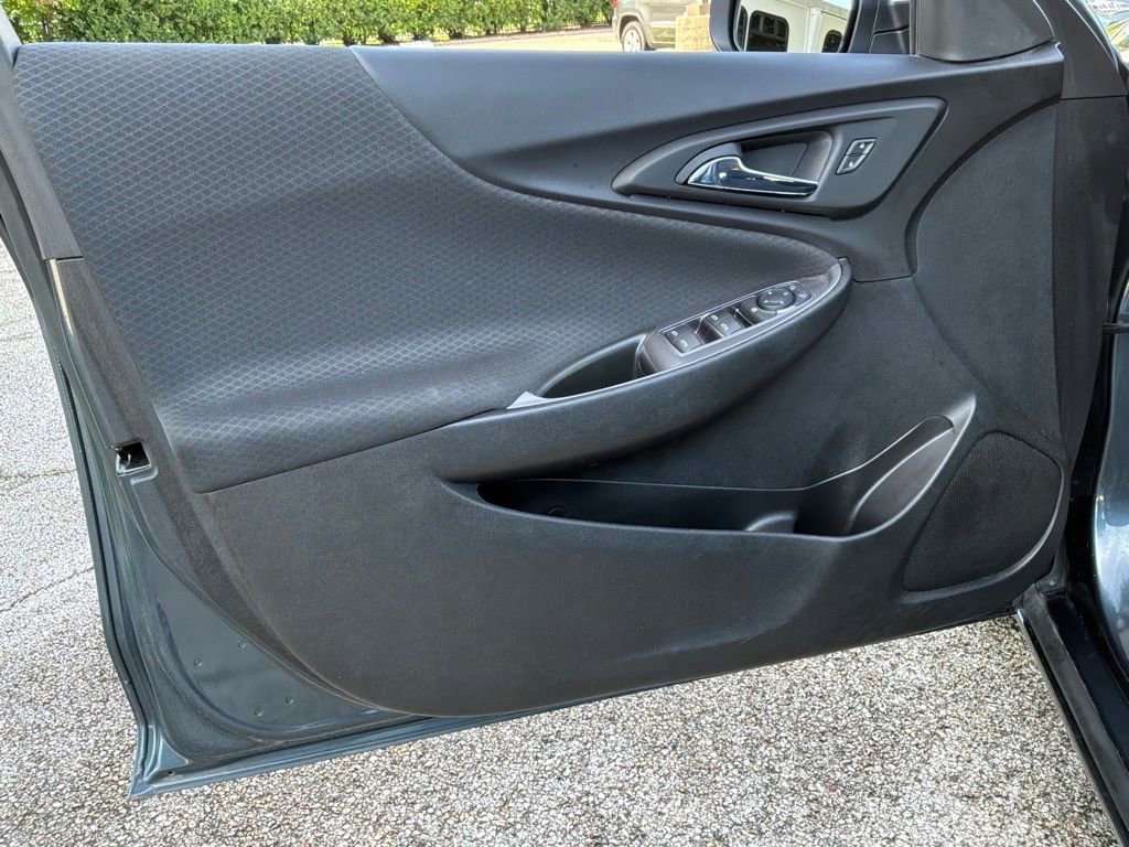 Used 2021 SHADOW GRAY METALLIC Chevrolet LS image 13
