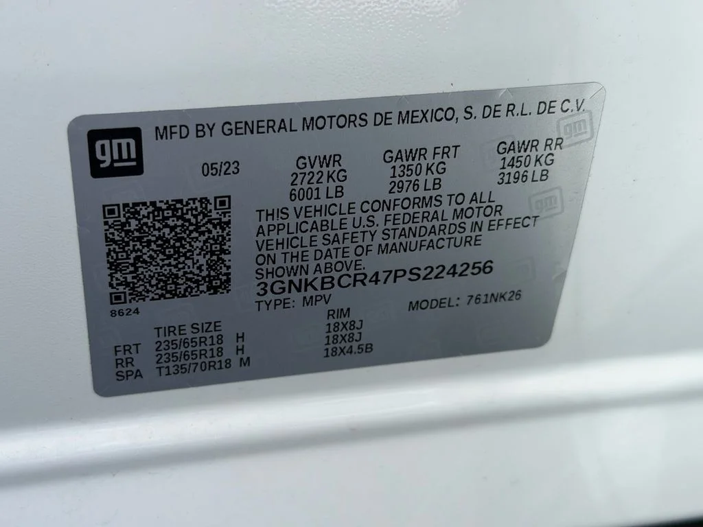 Used 2023 White Chevrolet LT image 22