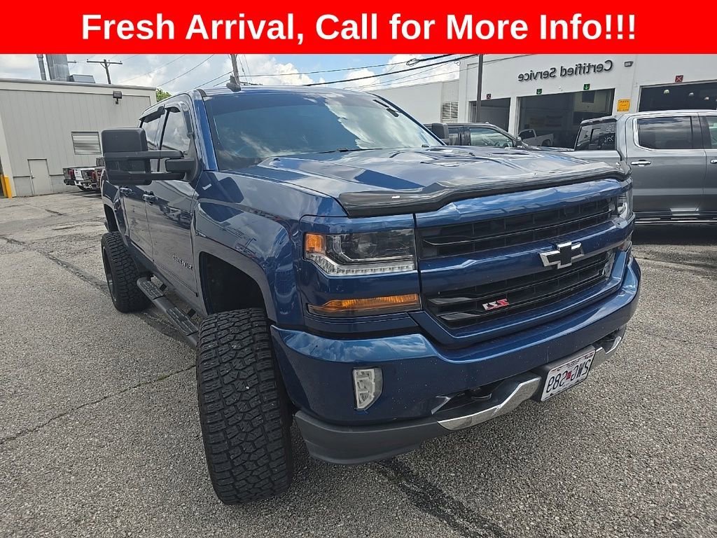 2017 Chevrolet Silverado 1500 LT 4X4 Crew Cab Short Box's photo