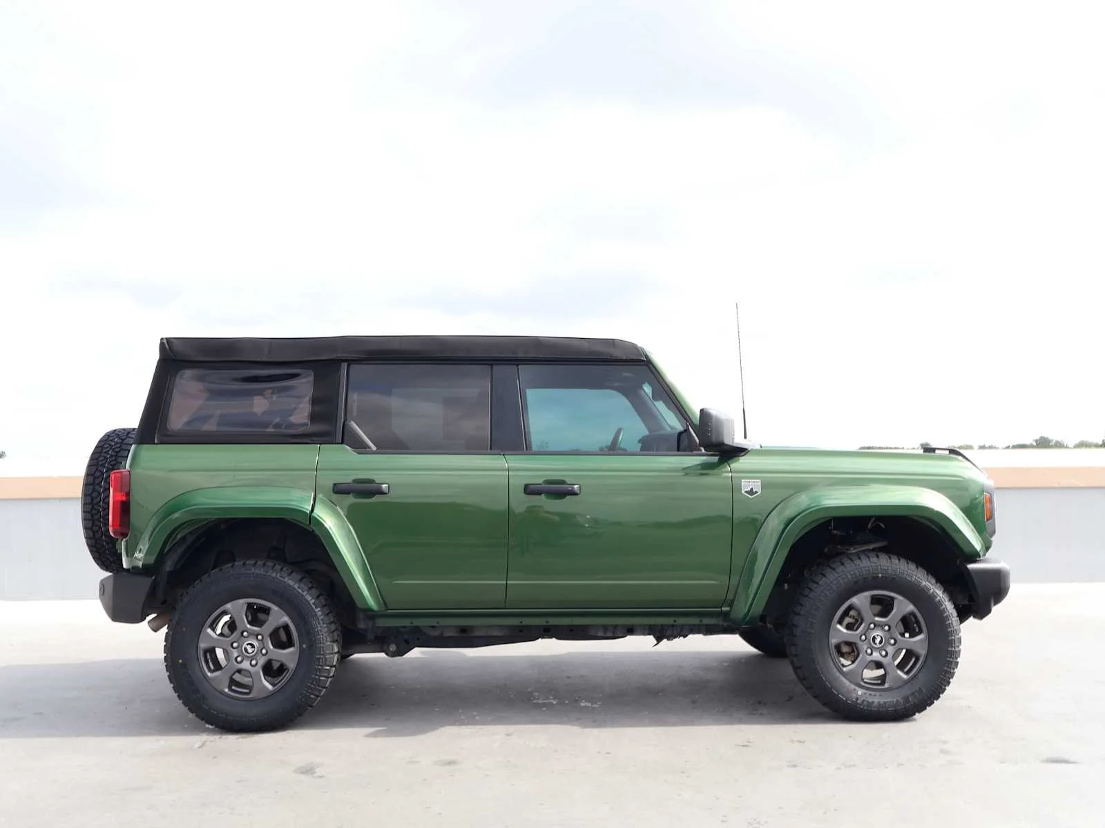 Used 2023 Eruption Green Ford Big Bend image 7