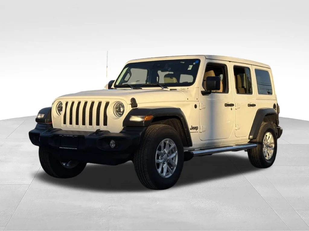 Used 2023 White Jeep Sport S image 3
