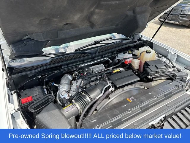 Used 2023 White Chevrolet LTZ image 10