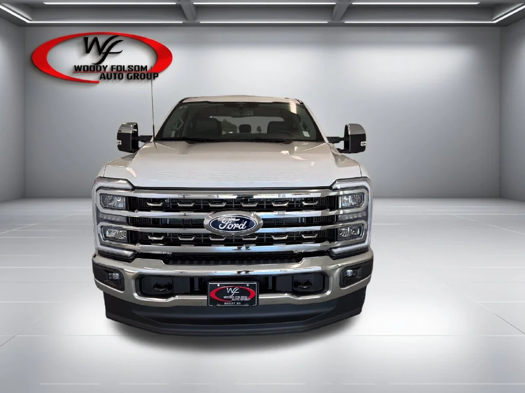 New 2027 White Ford Lariat image 2