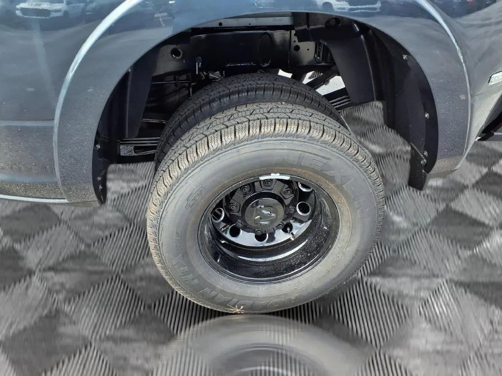 New 2027 Forged Blue Metallic Exterior Paint RAM Laramie image 24