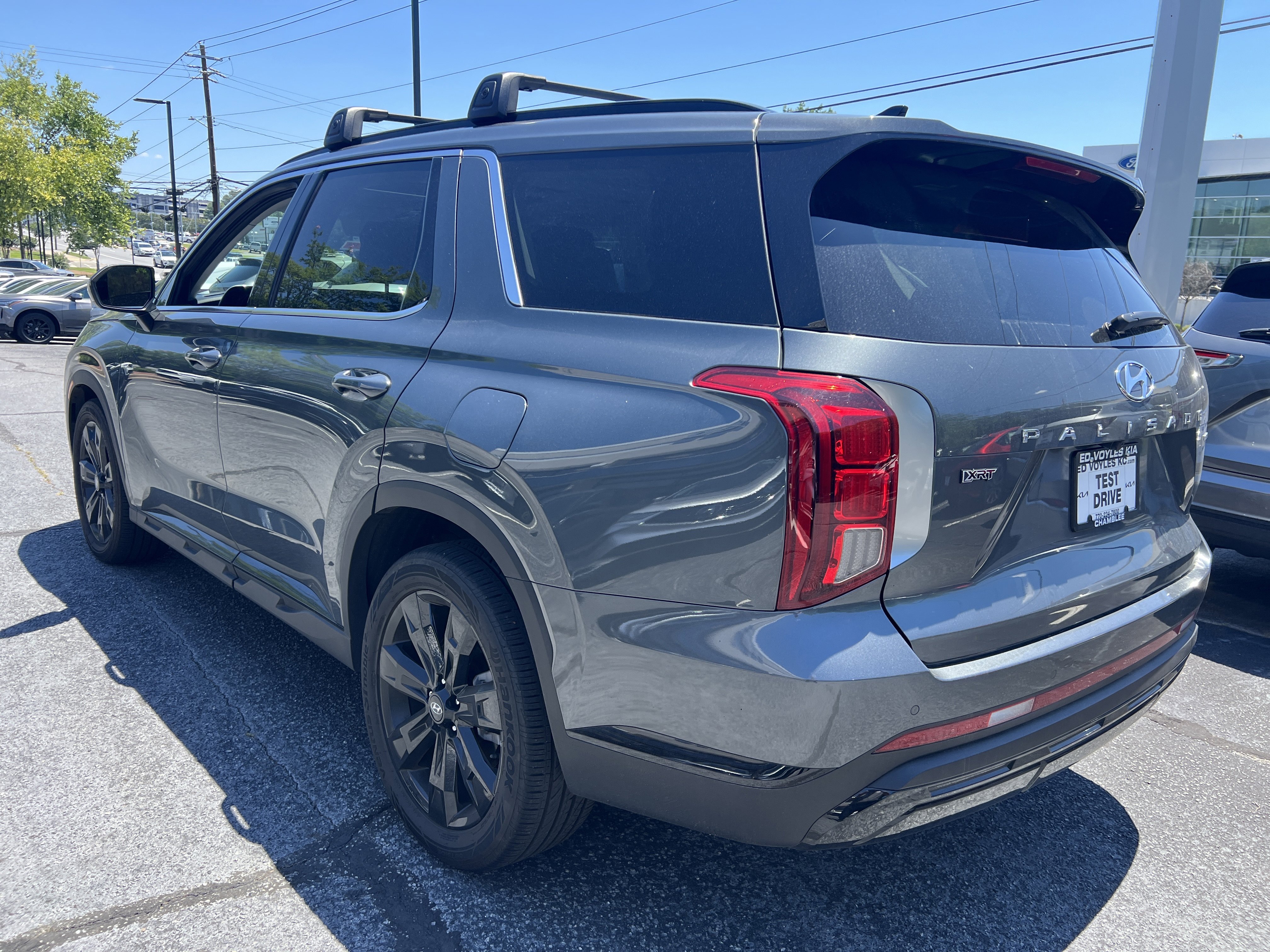 Used 2024 Steel Graphite Hyundai XRT image 3