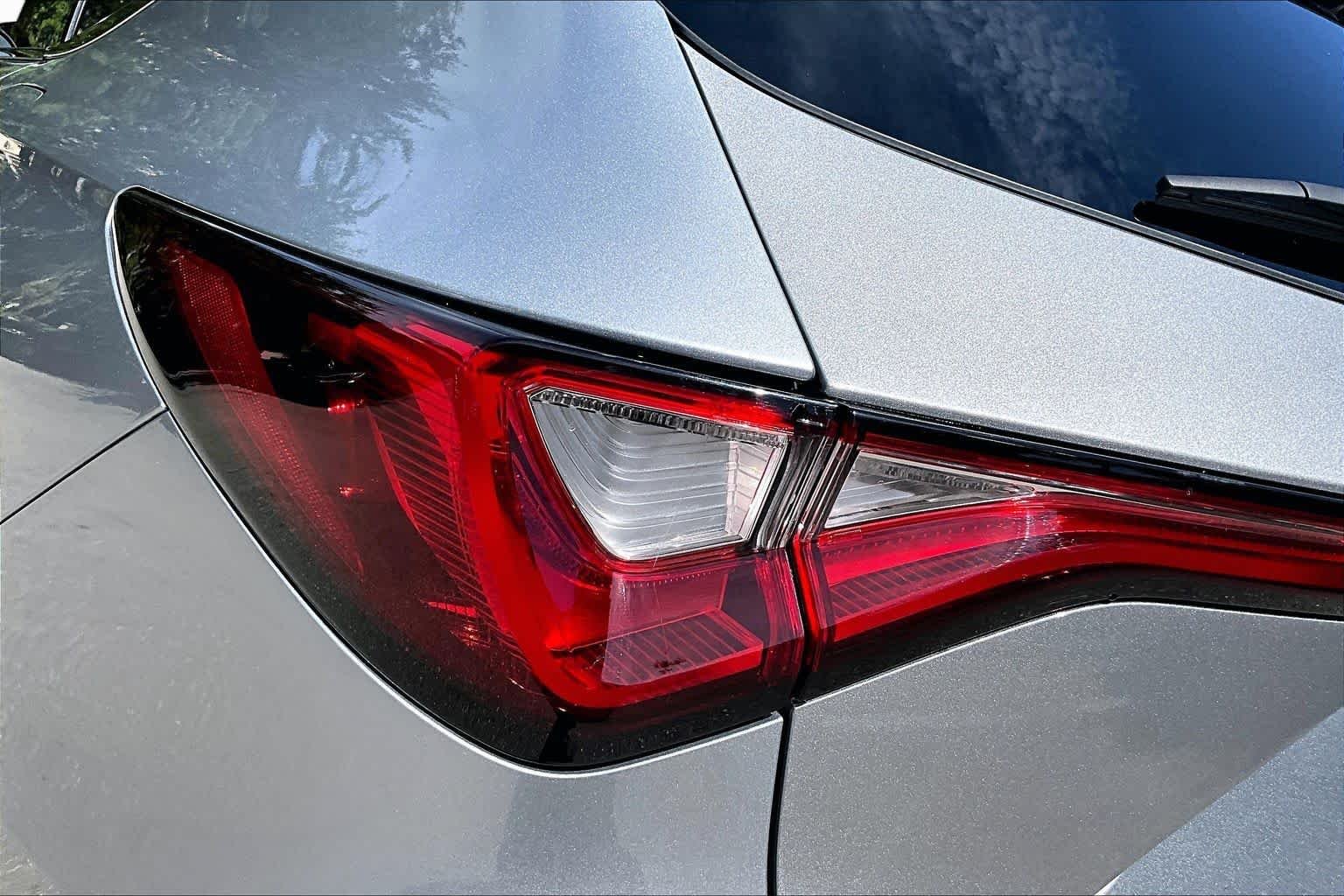 Used 2024 Lunar Silver Metallic Acura w/Technology Package image 29