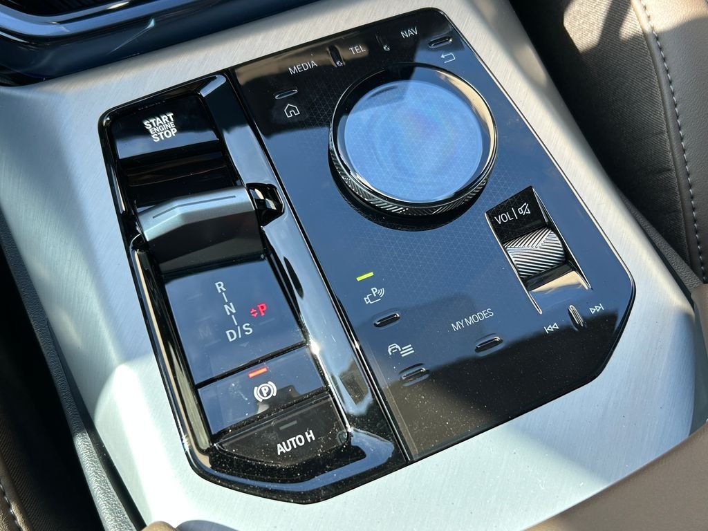 New 2026 Dark Graphite Metallic BMW M50 xDrive image 29