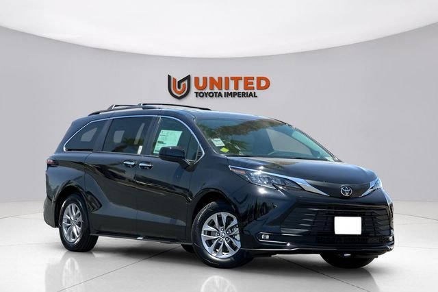 2026 Toyota Sienna  XLE