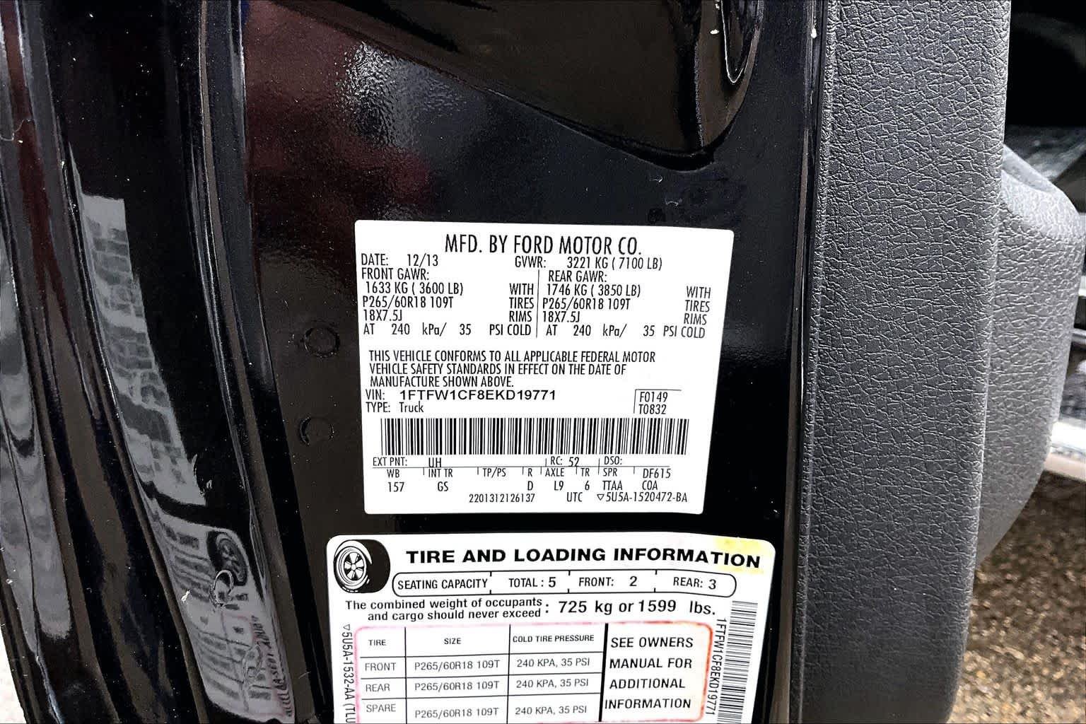 Used 2014 Tuxedo Black Metallic Ford XLT image 33