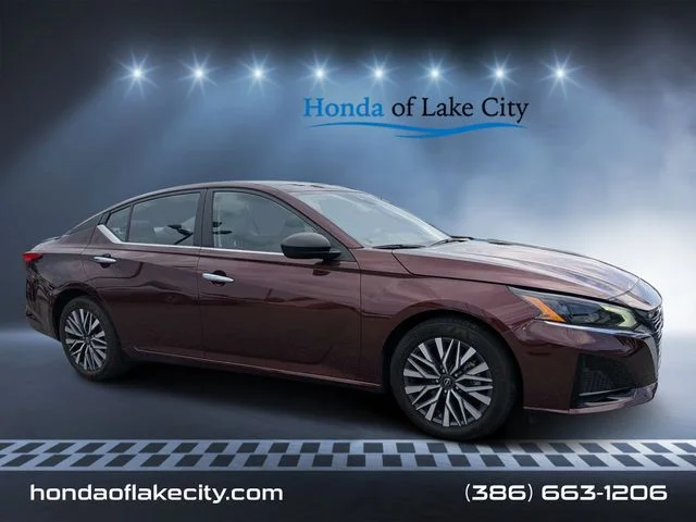 2025 Nissan Altima