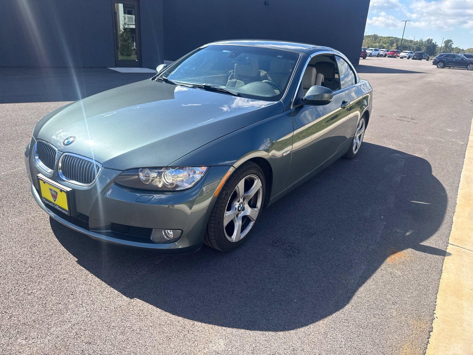 Used 2010 Green BMW 328i image 1