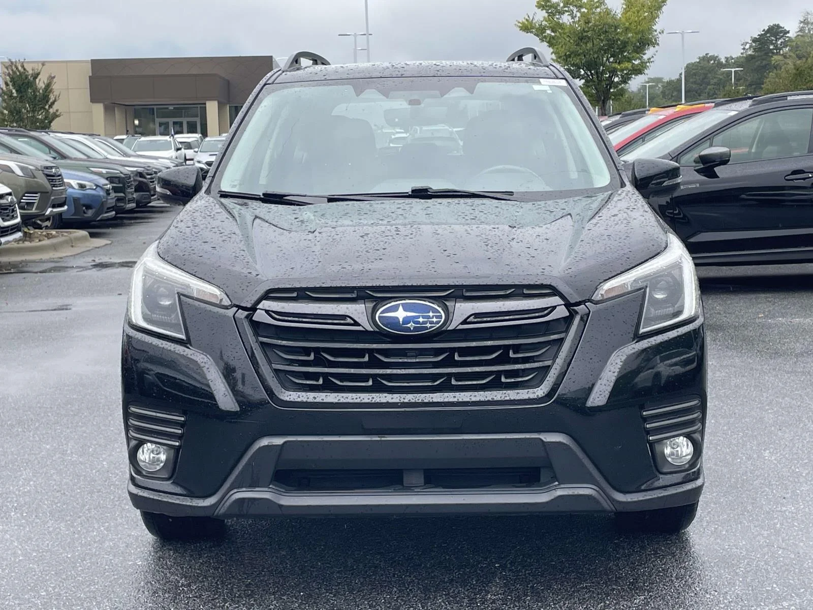 Used 2022 Crystal Black Silica Subaru Limited image 25