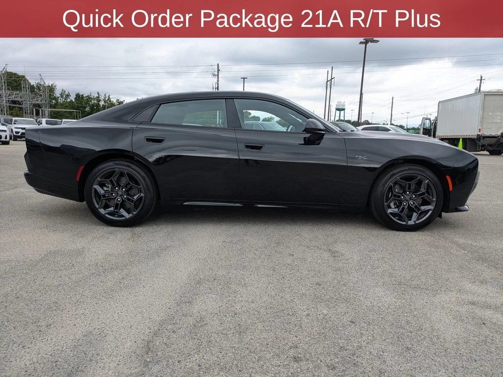 New 2026 Diamond Black Crystal Pearlcoat Dodge R/T Plus image 5