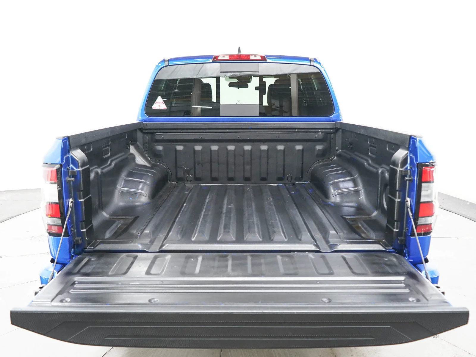 Used 2024 Bluestone Pearl Nissan PRO-4X image 17