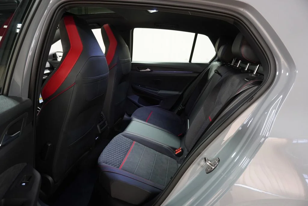 New 2026 Moonstone Gray Volkswagen SE image 12