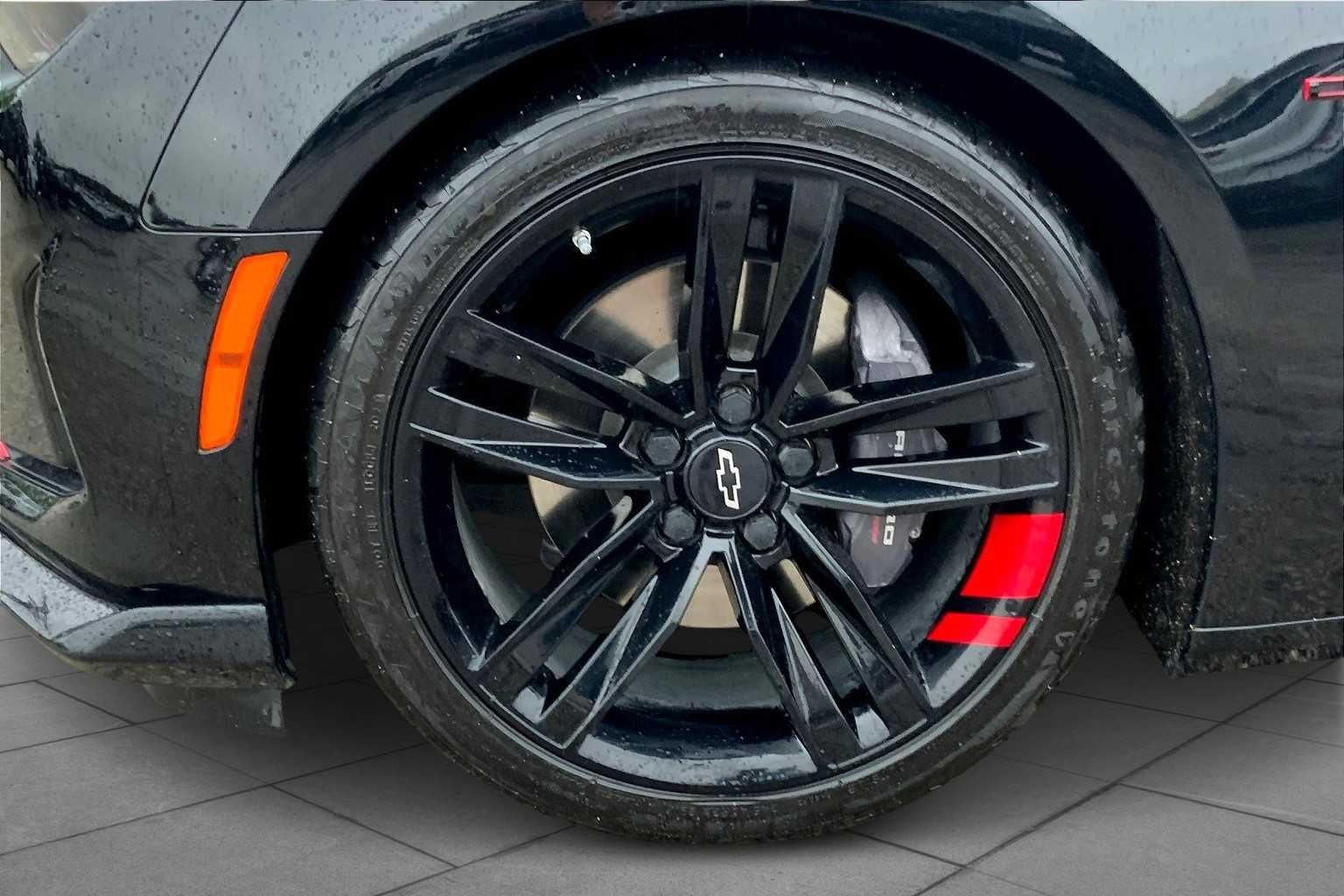 Used 2022 Black Chevrolet LT1 image 10