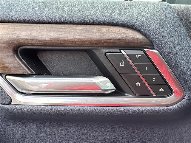 2026 Chevrolet Silverado 3500 HD High Country - Photo 41