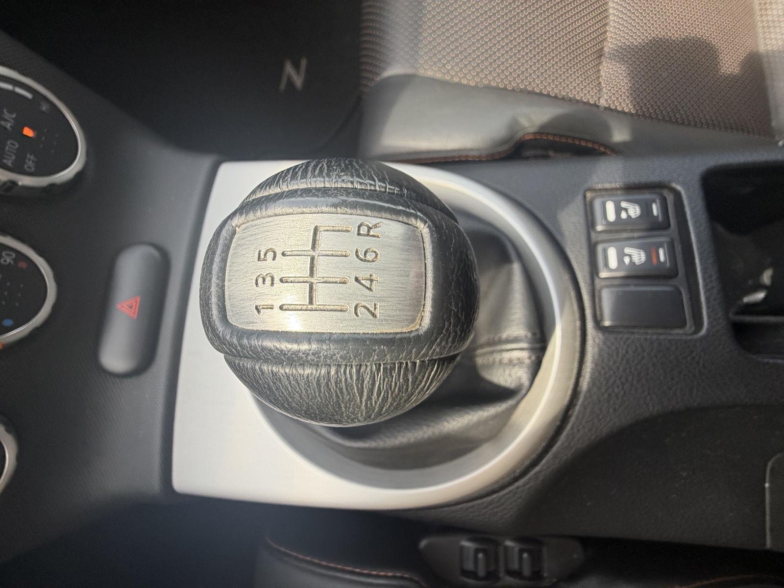 Used 2007 Carbon Silver Metallic Nissan Grand Touring image 21