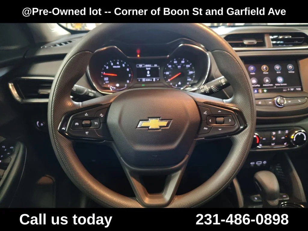 Used 2022 Red Chevrolet LT image 20