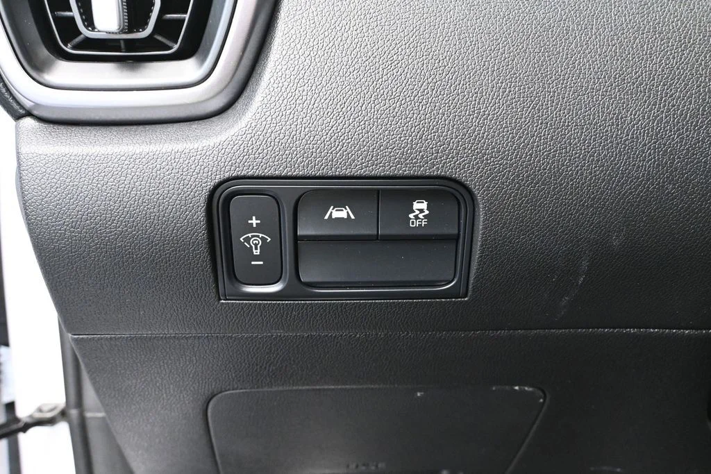 2023 Kia Sorento LX - Photo 29