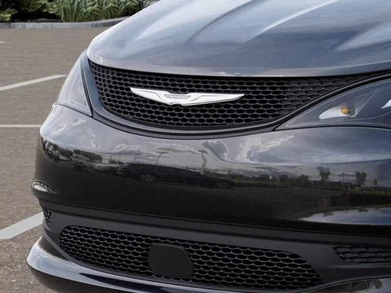2026 Chrysler Voyager LX - Photo 37