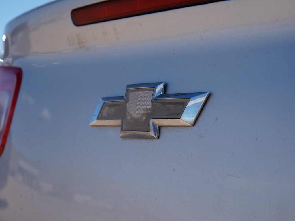 Used 2015 Silver Ice Metallic Chevrolet LTZ image 8