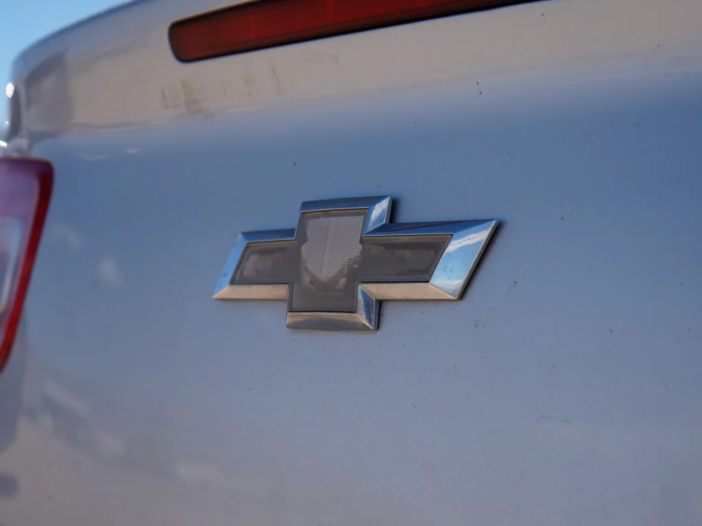 Used 2015 Silver Ice Metallic Chevrolet LTZ image 7