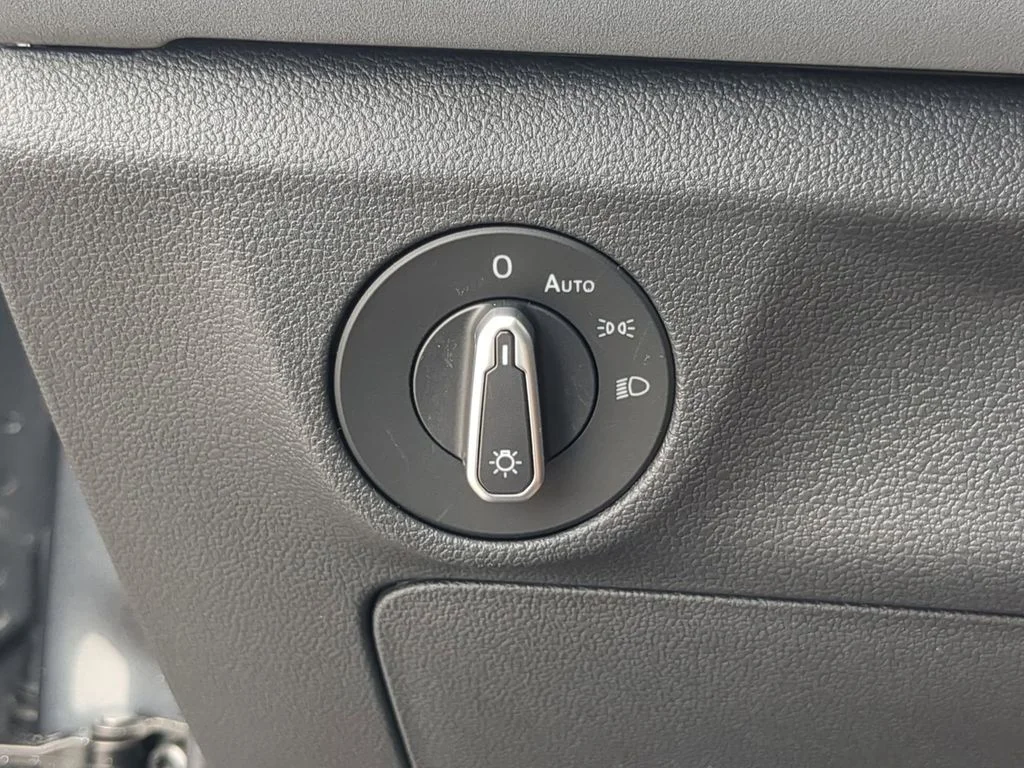New 2026 Gray Volkswagen 1.5T SE image 26